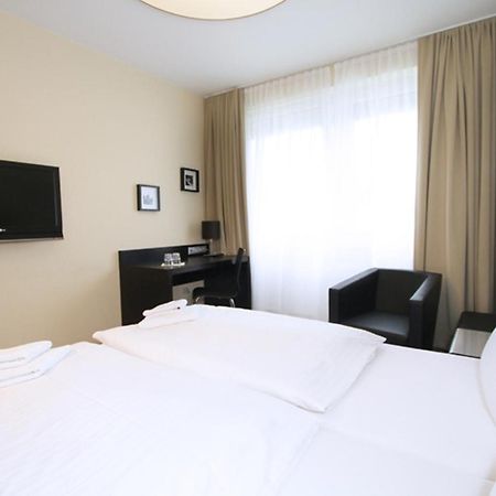 Lulu Rent Aparthotel カールスルーエ エクステリア 写真